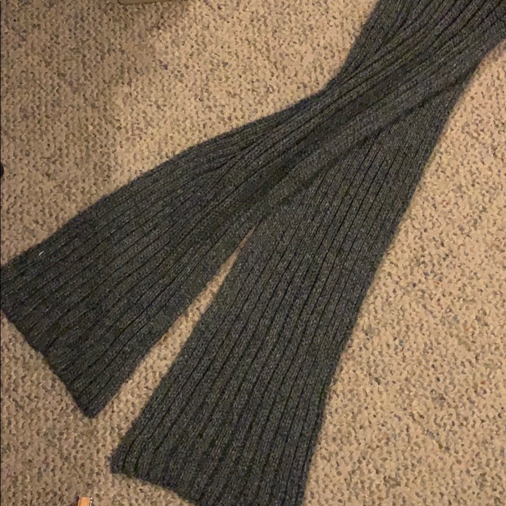 6 scarves